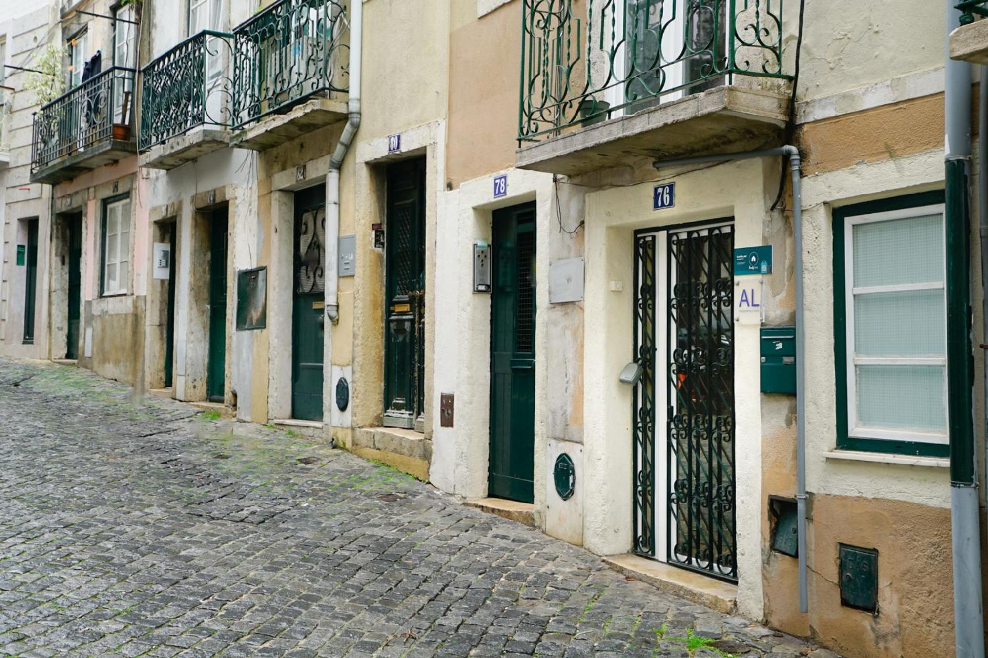 Cosmopolitan Chiado Apartment By Lovelystay Lisboa Екстериор снимка