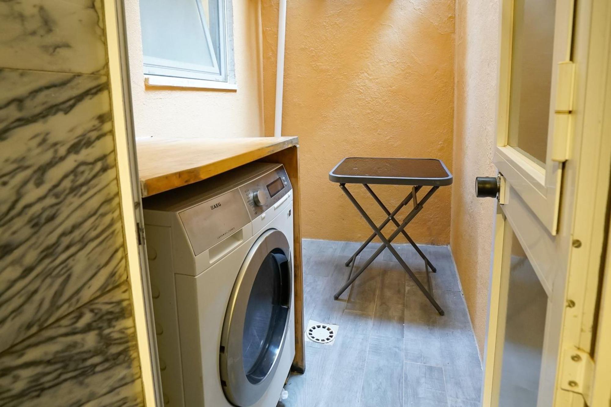 Cosmopolitan Chiado Apartment By Lovelystay Lisboa Екстериор снимка